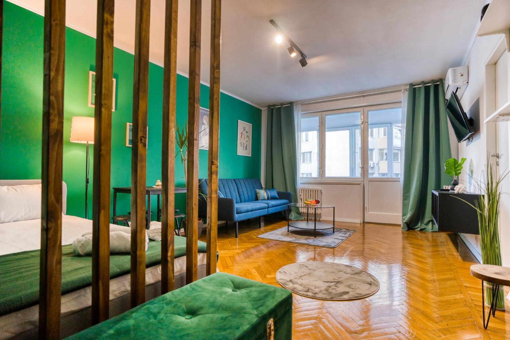 Hacienda Royal Palace - Central Designer Apartment Bukares Bagian luar foto